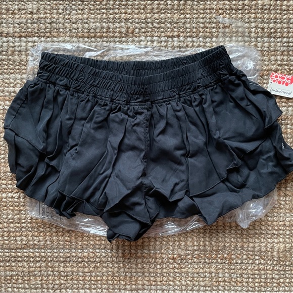 NEW Free People Prima Shorts In Black - Picture 10 of 15